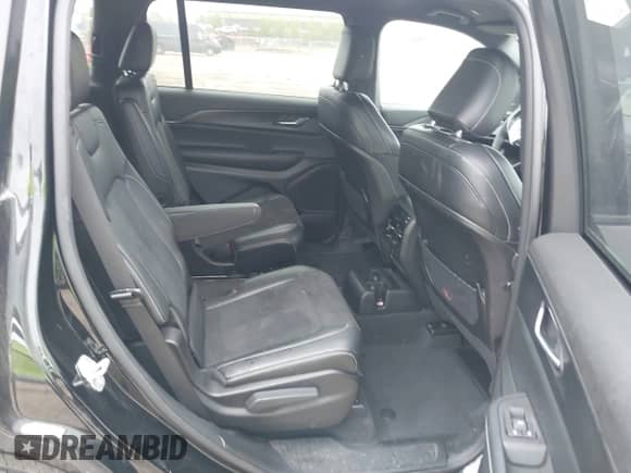 2024 Jeep Grand Cherokee Altitude with VIN 1C4RJKAG4R8581402, listed as a IAAI auction lot 42366247 with 11,793 mi miles and . Bid and sale history available at DreamBid. Image 8.