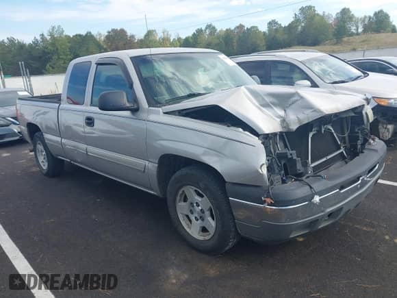2005 Chevrolet Silverado 1500 LS z VIN 2GCEC19V751152385, wystawiony jako IAAI lot #43360918 z przebiegiem 158 152 mil mil oraz . Historia ofert i sprzedaży dostępna na DreamBid. Obrazek 1.