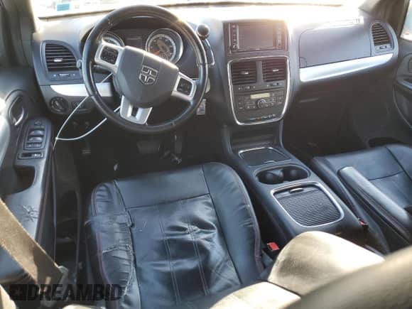 2011 Dodge Grand Caravan R/T с VIN 2D4RN7DG9BR696121, выставлен на аукционе Copart как лот 88876165 с пробегом 231 021 миль миль и Списание • Salvage title. История ставок и продаж доступна на DreamBid. Изображение 8.