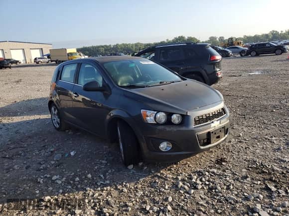 2016 Chevrolet Sonic LTZ with VIN 1G1JE6SB0G4149172, listed as a Copart auction lot 68739215 with 105,859 mi miles and Salvage title. Bid and sale history available at DreamBid. Image 4.