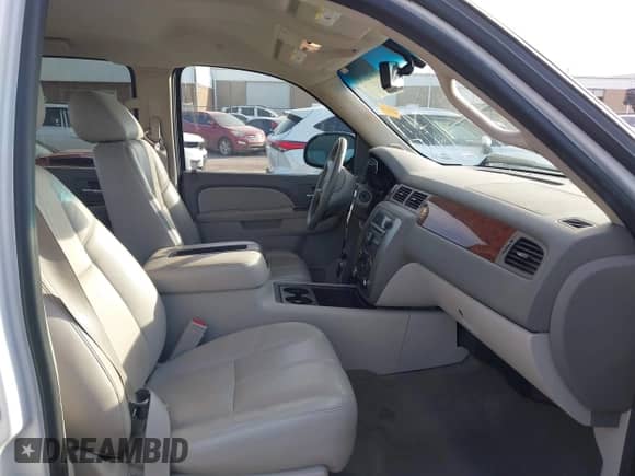 2011 GMC Sierra 1500 SLT с VIN 3GTP2WE34BG399704, выставлен на аукционе IAAI как лот 42580444 с пробегом 145 620 миль миль и . История ставок и продаж доступна на DreamBid. Изображение 5.