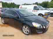 2012 Volvo S60 T5 с VIN YV1622FS9C2041335, выставлен на аукционе IAAI как лот 42697828 с пробегом 141 412 миль миль и . История ставок и продаж доступна на DreamBid. Изображение 1.