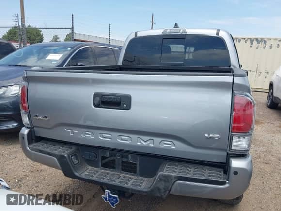 2021 Toyota Tacoma Limited with VIN 3TMGZ5AN1MM437178, listed as a IAAI auction lot 42959140 with 21,970 mi miles and . Bid and sale history available at DreamBid. Image 15.