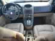 2005 Saturn VUE z VIN 5GZCZ63485S850506, wystawiony jako Copart lot #60910205 z przebiegiem 141 165 mil mil oraz Szkoda całkowita • Salvage title. Historia ofert i sprzedaży dostępna na DreamBid. Obrazek 8.