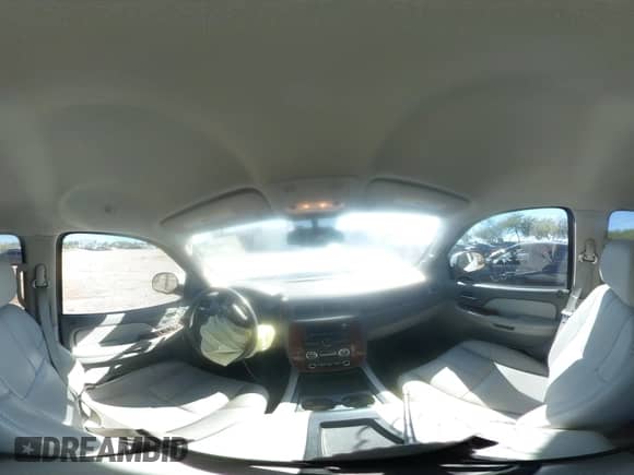 2007 Chevrolet Tahoe LTZ с VIN 1GNFK13087J372414, выставлен на аукционе IAAI как лот 43455794 с пробегом 111 638 миль миль и . История ставок и продаж доступна на DreamBid. Изображение 18.