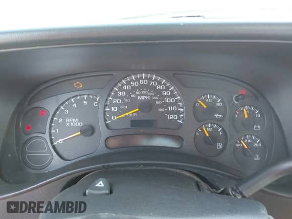 2004 Chevrolet Silverado 1500 Work Truck z VIN 1GCEC14X54Z233870, wystawiony jako IAAI lot #42114163 z przebiegiem 236 226 mil mil oraz . Historia ofert i sprzedaży dostępna na DreamBid. Obrazek 7.