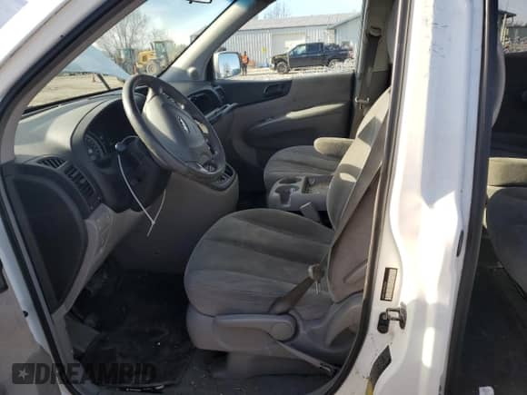 2007 Hyundai Entourage GLS with VIN KNDMC233X76032259, listed as a Copart auction lot 54518355 with 173,286 mi miles and Non repairable. Bid and sale history available at DreamBid. Image 7.