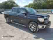 2017 Toyota Tundra Limited с VIN 5TFHW5F13HX618933, выставлен на аукционе Copart как лот 82384435 с пробегом 122 885 миль миль и Списание • Salvage title. История ставок и продаж доступна на DreamBid. Изображение 4.