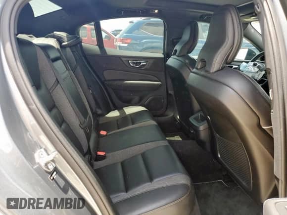 2019 Volvo S60 R-Design с VIN 7JR102FM0KG003955, выставлен на аукционе Copart как лот 61652095 с пробегом 49 362 миль миль и Списание • Salvage title. История ставок и продаж доступна на DreamBid. Изображение 10.