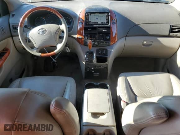 2010 Toyota Sienna XLE с VIN 5TDDK4CC0AS032776, выставлен на аукционе Copart как лот 70566325 с пробегом 174 831 миль миль и Чистый • Clean title. История ставок и продаж доступна на DreamBid. Изображение 8.