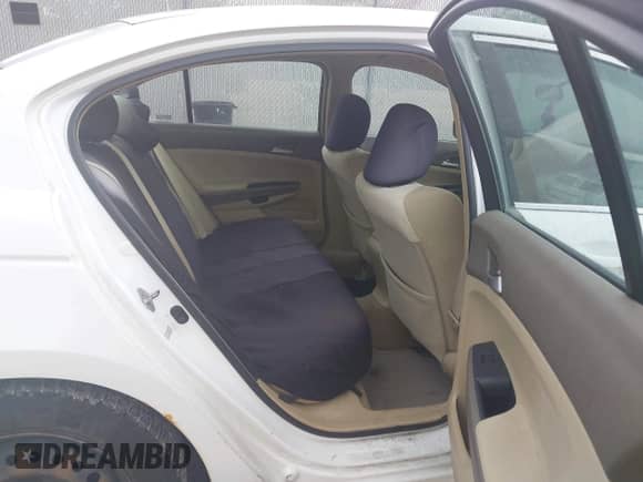 2008 Honda Accord LX с VIN 1HGCP263X8A030197, выставлен на аукционе IAAI как лот 43275244 с пробегом 183 794 миль миль и . История ставок и продаж доступна на DreamBid. Изображение 8.