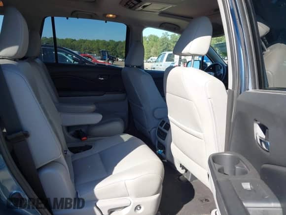 2017 Honda Pilot Elite с VIN 5FNYF6H0XHB049387, выставлен на аукционе IAAI как лот 43351080 с пробегом 125 454 миль миль и . История ставок и продаж доступна на DreamBid. Изображение 8.