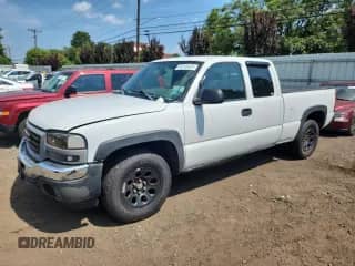 2005 GMC Sierra 1500 SLE с VIN 1GTEK19B05E271466, выставлен на аукционе Copart как лот 68910425 с пробегом 192 553 миль миль и Чистый • Clean title. История ставок и продаж доступна на DreamBid. Изображение 1.