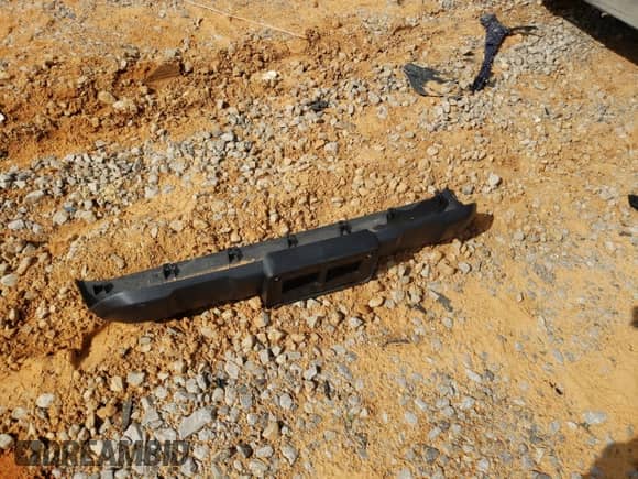 2011 Ford F-250 XL с VIN 1FT7W2BT2BEA24810, выставлен на аукционе Copart как лот 60704475 с пробегом 83 262 миль миль и Списание • Salvage title. История ставок и продаж доступна на DreamBid. Изображение 12.