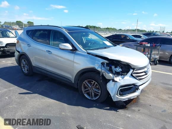 2017 Hyundai Santa Fe 2.4L с VIN 5XYZUDLB2HG498899, выставлен на аукционе IAAI как лот 43364901 с пробегом 110 113 миль миль и . История ставок и продаж доступна на DreamBid. Изображение 1.