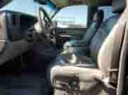 2002 GMC Sierra 1500 Denali z VIN 2GTFK69U821391080, wystawiony jako Copart lot #48396695 z przebiegiem 150 922 mil mil oraz Czysty tytuł • Clean title. Historia ofert i sprzedaży dostępna na DreamBid. Obrazek 7.