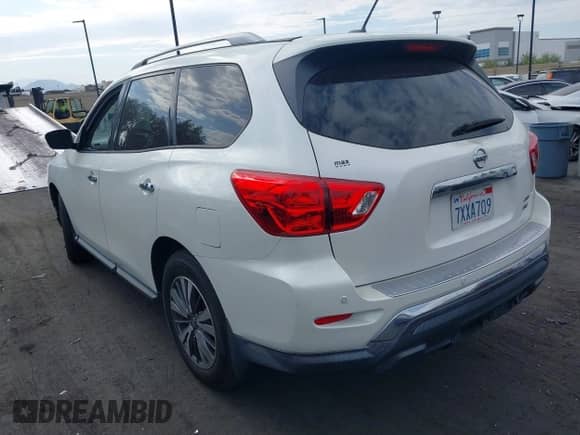 2017 Nissan Pathfinder SV with VIN 5N1DR2MMXHC622370, listed as a IAAI auction lot 42770242 with 77,133 mi miles and . Bid and sale history available at DreamBid. Image 3.
