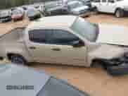 2022 Chevrolet Colorado 2WD Z71 с VIN 1GCGSDEN1N1149796, выставлен на аукционе IAAI как лот 41943438 с пробегом 82 064 миль миль и . История ставок и продаж доступна на DreamBid. Изображение 13.