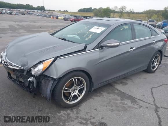 2011 Hyundai Sonata SE с VIN 5NPEC4AC6BH301455, выставлен на аукционе IAAI как лот 43288391 с пробегом 114 392 миль миль и . История ставок и продаж доступна на DreamBid. Изображение 2.