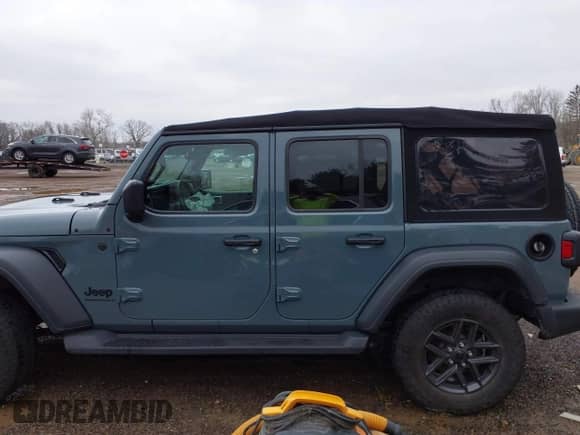 2024 Jeep Wrangler Sport S с VIN 1C4PJXDN3RW124591, выставлен на аукционе IAAI как лот 41984208 с пробегом 30 271 миль миль и . История ставок и продаж доступна на DreamBid. Изображение 14.
