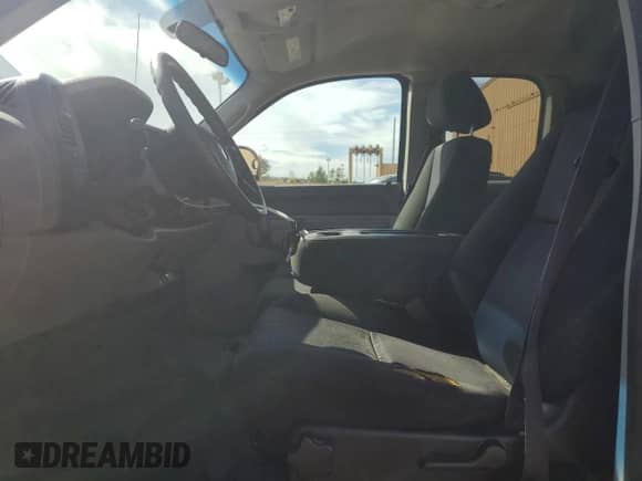 2012 Chevrolet Silverado 1500 Work Truck с VIN 1GCRCPEA3CZ283793, выставлен на аукционе Copart как лот 85736605 с пробегом 115 382 миль миль и Списание • Salvage title. История ставок и продаж доступна на DreamBid. Изображение 7.