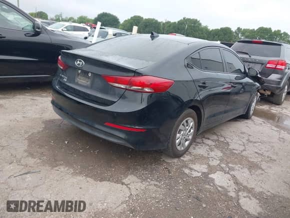 2018 Hyundai Elantra SE с VIN 5NPD74LF7JH376140, выставлен на аукционе IAAI как лот 42353926 с пробегом 135 890 миль миль и . История ставок и продаж доступна на DreamBid. Изображение 4.