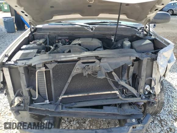 2009 Chevrolet Tahoe LS z VIN 1GNFC13C39R174495, wystawiony jako Copart lot #56460185 z przebiegiem 266 781 mil mil oraz Szkoda całkowita • Salvage title. Historia ofert i sprzedaży dostępna na DreamBid. Obrazek 12.
