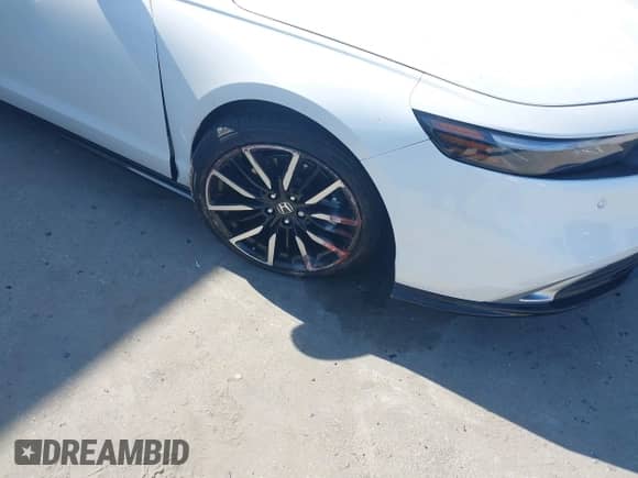 2024 Honda Accord Touring с VIN 1HGCY2F80RA023320, выставлен на аукционе IAAI как лот 42465273 с пробегом 18 077 миль миль и . История ставок и продаж доступна на DreamBid. Изображение 6.