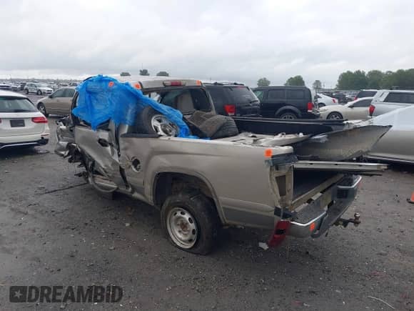 2007 Chevrolet Colorado LS z VIN 1GCCS149078116168, wystawiony jako IAAI lot #40333886 z przebiegiem Nie podano mil oraz . Historia ofert i sprzedaży dostępna na DreamBid. Obrazek 3.