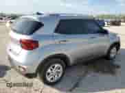 2020 Hyundai Venue SEL z VIN KMHRC8A37LU024794, wystawiony jako Copart lot #77450404 z przebiegiem 42 114 mil mil oraz Szkoda całkowita • Salvage title. Historia ofert i sprzedaży dostępna na DreamBid. Obrazek 3.