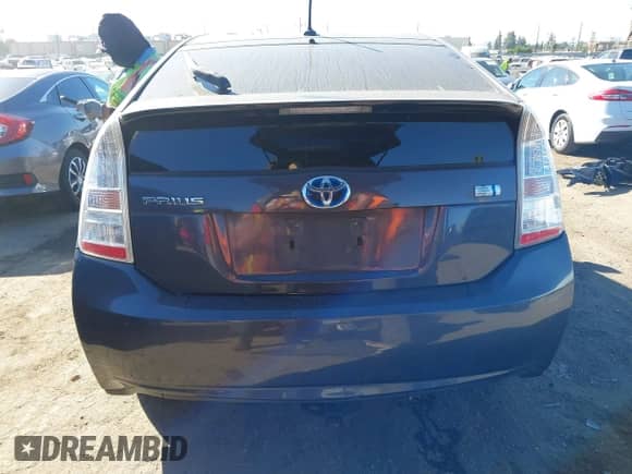 2011 Toyota Prius II with VIN JTDKN3DU3B1408286, listed as a IAAI auction lot 43562316 with 218,306 mi miles and . Bid and sale history available at DreamBid. Image 16.