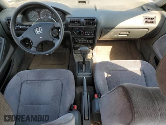 1990 Honda Accord LX z VIN JHMCB7658LC106944, wystawiony jako Copart lot #54325895 z przebiegiem 94 905 mil mil oraz Szkoda całkowita • Salvage title. Historia ofert i sprzedaży dostępna na DreamBid. Obrazek 8.