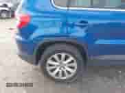 2009 Volkswagen Tiguan SE с VIN WVGBV75N19W515733, выставлен на аукционе IAAI как лот 41811853 с пробегом 180 000 миль миль и . История ставок и продаж доступна на DreamBid. Изображение 6.