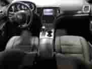 2019 Jeep Grand Cherokee Laredo E z VIN 1C4RJFAG9KC726931, wystawiony jako Copart lot #70262375 z przebiegiem 184 999 mil mil oraz Szkoda całkowita • Salvage title. Historia ofert i sprzedaży dostępna na DreamBid. Obrazek 8.