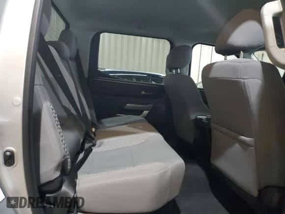 2022 Toyota Tundra SR5 with VIN 5TFLA5DB2NX027458, listed as a Copart auction lot 43463833 with 16,272 mi miles and . Bid and sale history available at DreamBid. Image 10.