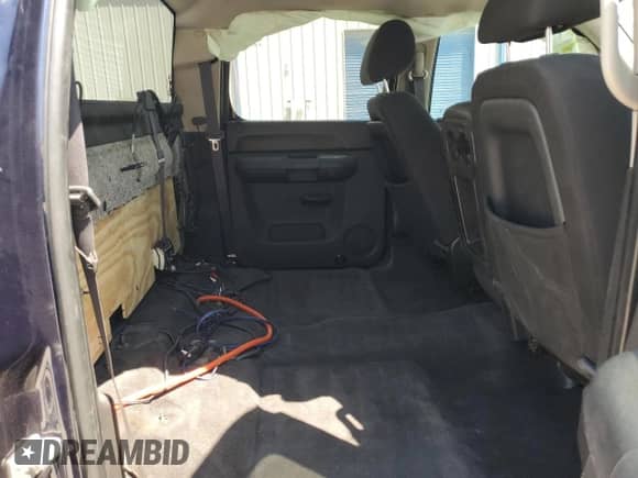 2010 GMC Sierra 1500 SL z VIN 3GTRCUEA8AG184012, wystawiony jako Copart lot #68504844 z przebiegiem Nie podano mil oraz Szkoda całkowita • Salvage title. Historia ofert i sprzedaży dostępna na DreamBid. Obrazek 10.