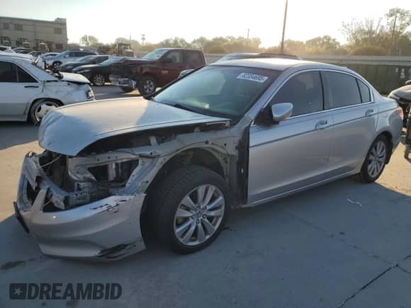 2011 Honda Accord EX-L с VIN 1HGCP2F8XBA120744, выставлен на аукционе Copart как лот 82354695 с пробегом 127 908 миль миль и Списание • Salvage title. История ставок и продаж доступна на DreamBid. Изображение 1.