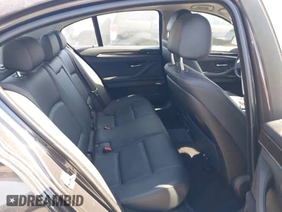 2016 BMW 5 Series 528i xDrive с VIN WBA5A7C50GG145489, выставлен на аукционе IAAI как лот 42374308 с пробегом 87 265 миль миль и . История ставок и продаж доступна на DreamBid. Изображение 8.