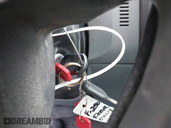 2016 Ford F-250 XL z VIN 1FTBF2A67GEA59162, wystawiony jako IAAI lot #43299691 z przebiegiem 163 591 mil mil oraz . Historia ofert i sprzedaży dostępna na DreamBid. Obrazek 11.