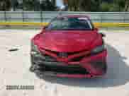 2023 Toyota Camry SE z VIN 4T1G11AK7PU120197, wystawiony jako Copart lot #69823055 z przebiegiem 55 573 mil mil oraz Szkoda całkowita • Salvage title. Historia ofert i sprzedaży dostępna na DreamBid. Obrazek 14.