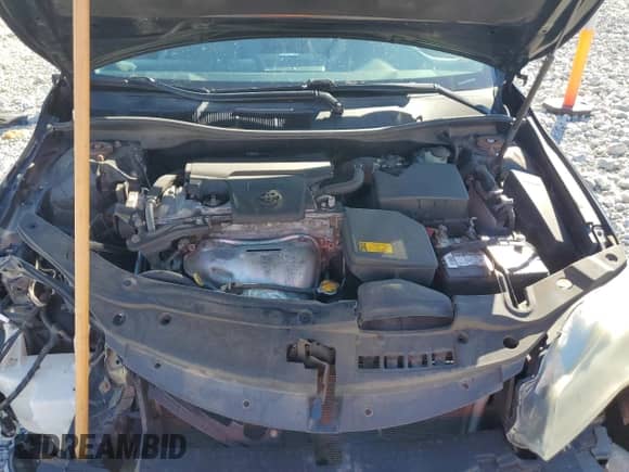 2015 Toyota Camry SE z VIN 4T1BF1FKXFU066963, wystawiony jako Copart lot #82642705 z przebiegiem 179 074 mil mil oraz Szkoda całkowita • Salvage title. Historia ofert i sprzedaży dostępna na DreamBid. Obrazek 11.