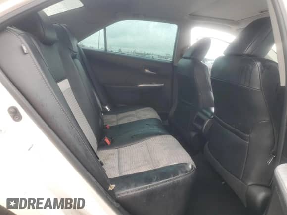 2012 Toyota Camry XLE z VIN 4T1BF1FK0CU621950, wystawiony jako Copart lot #81957955 z przebiegiem 166 528 mil mil oraz Szkoda całkowita • Salvage title. Historia ofert i sprzedaży dostępna na DreamBid. Obrazek 10.