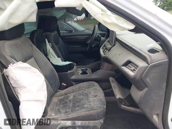 2021 Chevrolet Suburban RST z VIN 1GNSKEKD5MR171223, wystawiony jako IAAI lot #41752843 z przebiegiem 62 509 mil mil oraz . Historia ofert i sprzedaży dostępna na DreamBid. Obrazek 5.
