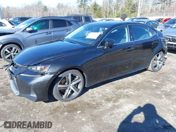 2018 Lexus IS 300 z VIN JTHC81D22J5030353, wystawiony jako IAAI lot #41747231 z przebiegiem 61 614 mil mil oraz . Historia ofert i sprzedaży dostępna na DreamBid. Obrazek 2.