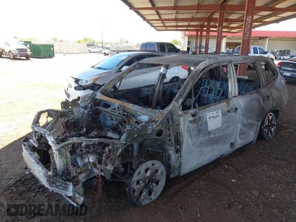 2019 Subaru Forester with VIN JF2SKACC1KH466959, listed as a IAAI auction lot 39704452 with Not provided miles and . Bid and sale history available at DreamBid. Image 2.