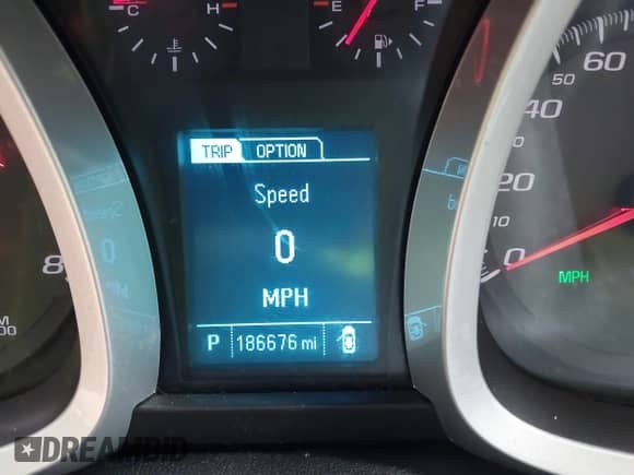 2016 Chevrolet Equinox LT z VIN 2GNALCEK6G6281950, wystawiony jako IAAI lot #43448989 z przebiegiem 186 676 mil mil oraz . Historia ofert i sprzedaży dostępna na DreamBid. Obrazek 15.