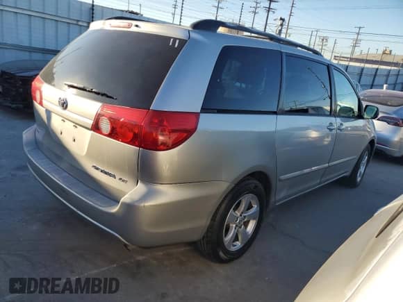 2008 Toyota Sienna LE с VIN 5TDZK23C48S195824, выставлен на аукционе Copart как лот 87205195 с пробегом 195 551 миль миль и Чистый • Clean title. История ставок и продаж доступна на DreamBid. Изображение 3.