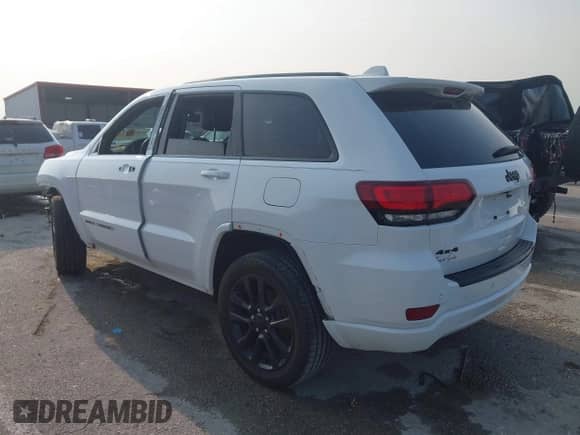 2018 Jeep Grand Cherokee Laredo с VIN 1C4RJFAGXJC121900, выставлен на аукционе IAAI как лот 42429505 с пробегом 72 351 миль миль и . История ставок и продаж доступна на DreamBid. Изображение 3.