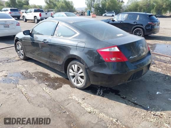 2010 Honda Accord LX-S с VIN 1HGCS1B3XAA015896, выставлен на аукционе IAAI как лот 42703961 с пробегом 173 284 миль миль и . История ставок и продаж доступна на DreamBid. Изображение 3.
