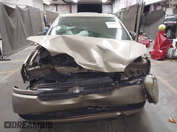 2004 Chevrolet Malibu Maxx LS z VIN 1G1ZT648X4F225779, wystawiony jako IAAI lot #42326744 z przebiegiem 147 803 mil mil oraz . Historia ofert i sprzedaży dostępna na DreamBid. Obrazek 12.